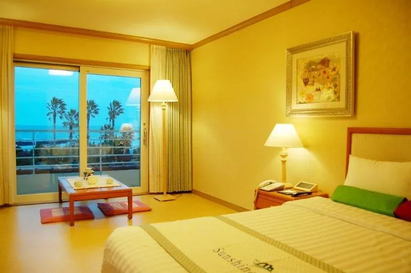 Jeju Sunshine Hotel 3*,